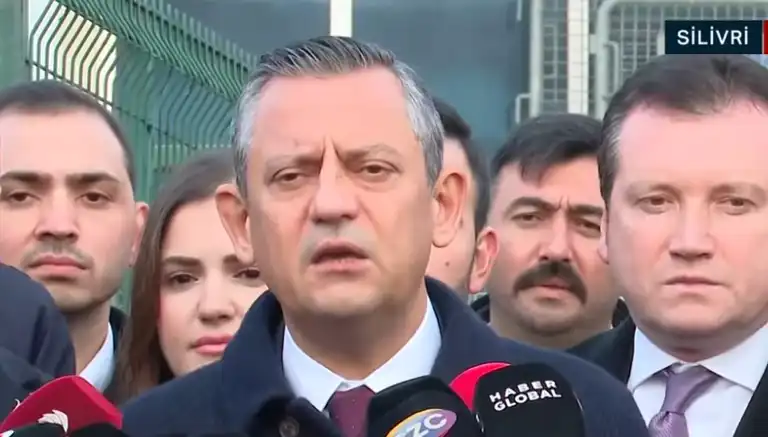 Muhalefet Lideri, Tutuklu Belediye Başkanını Ziyaret Etti