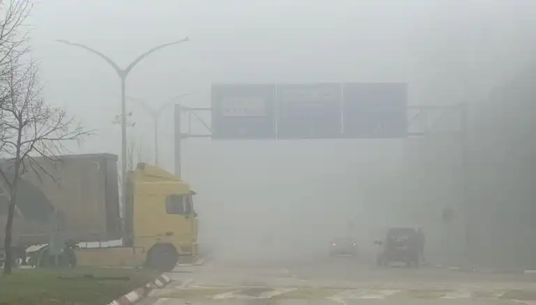 Yoğun Sis, Görüşü Sınırlı Bıraktı